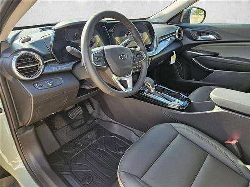 Cacti Green 2026 Chevrolet Trax FWD ACTIV