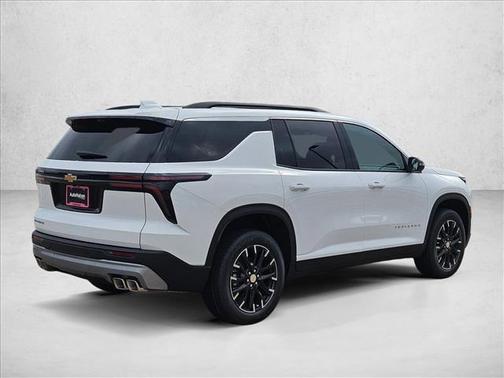 Summit White 2026 Chevrolet Traverse LT