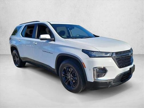 Summit White 2023 Chevrolet Traverse LT Cloth