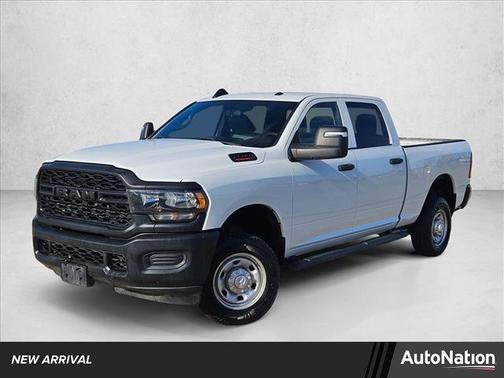 2024 RAM 2500 Tradesman Crew Cab 4x4 6'4' Box
