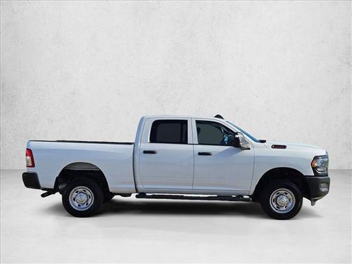 2024 RAM 2500 Tradesman Crew Cab 4x4 6'4' Box