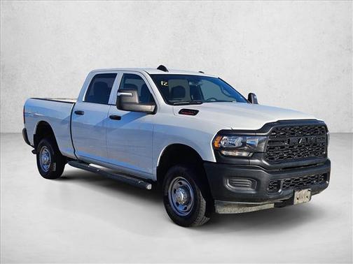 2024 RAM 2500 Tradesman Crew Cab 4x4 6'4' Box