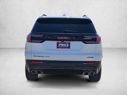 2025 GMC Acadia AWD AT4
