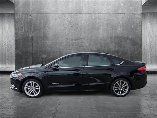 2017 Ford Fusion Hybrid SE