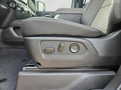 2026 Chevrolet Silverado 2500 ZR2