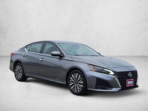 Gun Metallic 2023 Nissan Altima 2.5 SV