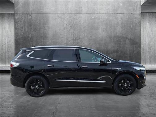 2024 Buick Enclave Essence FWD
