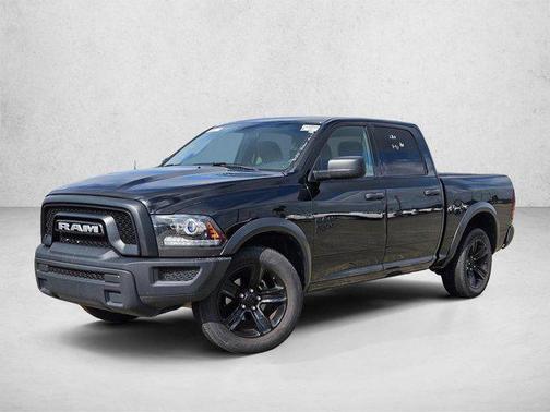 Diamond Black Crystal Pearlcoat 2024 RAM 1500 Classic Warlock Crew Cab 4x2 5'7' Box