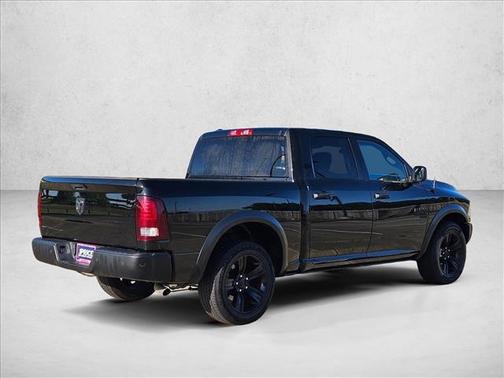 Diamond Black Crystal Pearlcoat 2024 RAM 1500 Classic Warlock Crew Cab 4x2 5'7' Box