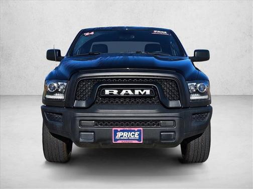 Diamond Black Crystal Pearlcoat 2024 RAM 1500 Classic Warlock Crew Cab 4x2 5'7' Box