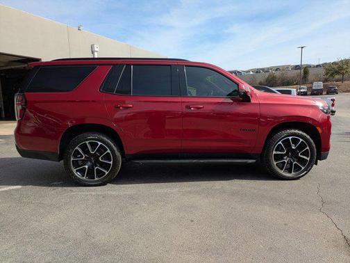 2022 Chevrolet Tahoe 4WD RST