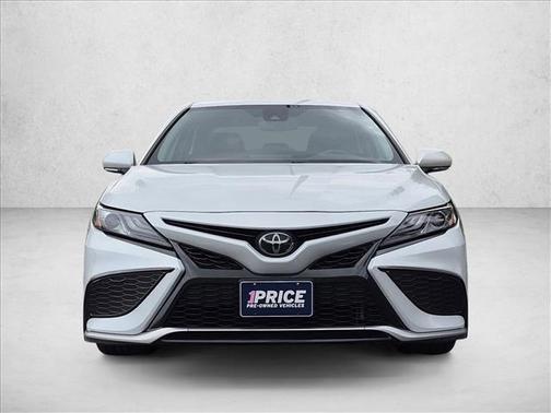 Wind Chill Pearl 2021 Toyota Camry XSE