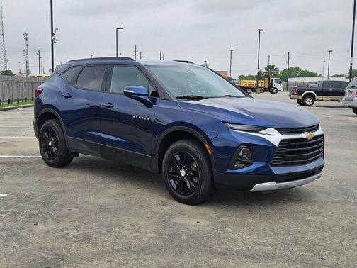 Blue Glow Metallic 2022 Chevrolet Blazer 2LT