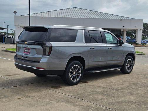 Sterling Gray Metallic 2026 Chevrolet Suburban LT