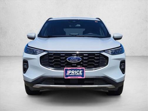 Space Silver Metallic 2025 Ford Escape ST-Line Select