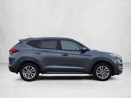 Coliseum Grey 2016 Hyundai TUCSON SE