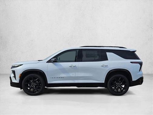 Polar White Tricoat 2026 Chevrolet Traverse RS