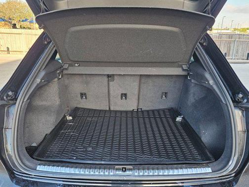 2023 Audi Q3 45 S line Premium Plus