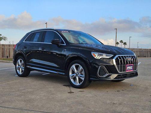 2023 Audi Q3 45 S line Premium Plus