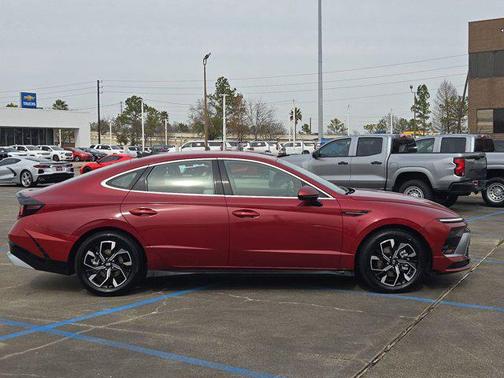 2024 Hyundai SONATA SEL