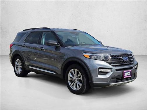 CARBONIZED GRAY METALLIC 2023 Ford Explorer XLT