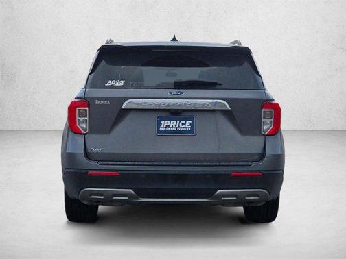 CARBONIZED GRAY METALLIC 2023 Ford Explorer XLT