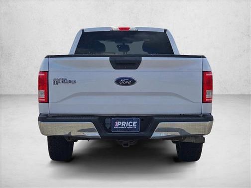 Oxford White 2017 Ford F-150 XLT