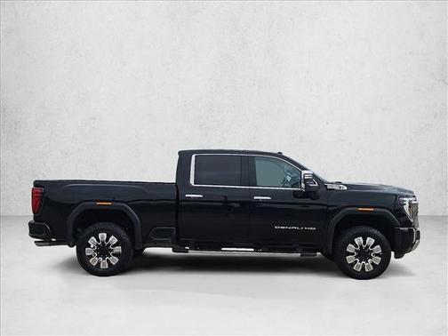 2024 GMC Sierra 2500 Denali