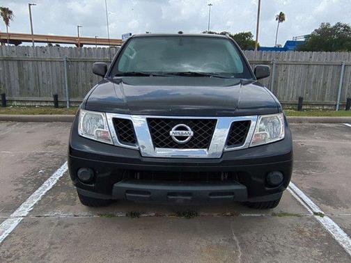 2017 Nissan Frontier SV