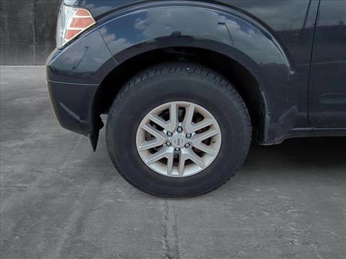 2017 Nissan Frontier SV