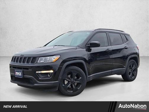 Diamond Black Crystal Pearlcoat 2019 Jeep Compass Latitude