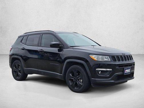 Diamond Black Crystal Pearlcoat 2019 Jeep Compass Latitude