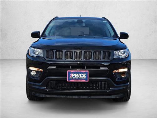 Diamond Black Crystal Pearlcoat 2019 Jeep Compass Latitude