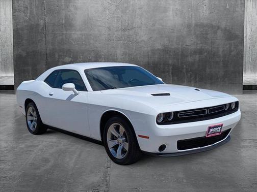 2022 Dodge Challenger SXT