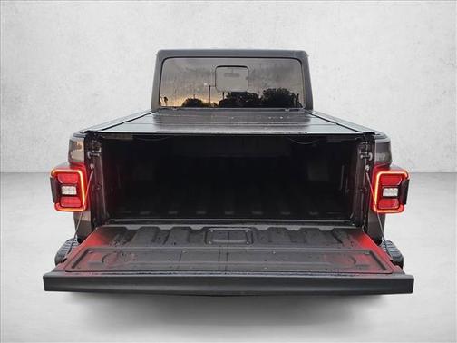 Granite Crystal Metallic Clearcoat 2023 Jeep Gladiator Rubicon