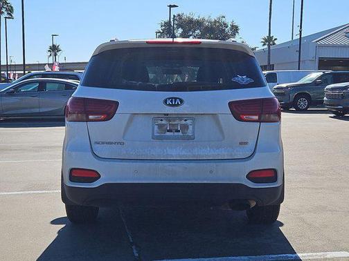 2020 Kia Sorento LX
