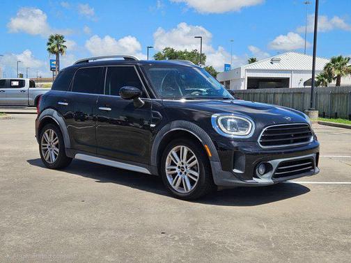 Midnight Black Metallic 2022 MINI Countryman Cooper