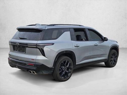 2025 Chevrolet Traverse RS