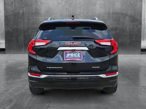 2022 GMC Terrain Denali