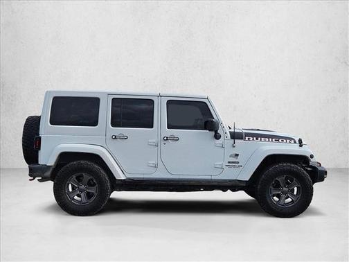Bright White Clearcoat 2017 Jeep Wrangler Unlimited Rubicon
