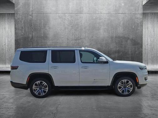 2022 Jeep Wagoneer Series III 4x4