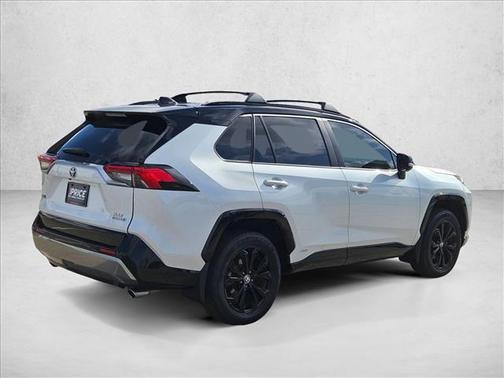 2024 Toyota RAV4 Hybrid SE