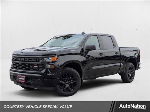 2025 Chevrolet Silverado 1500 Custom