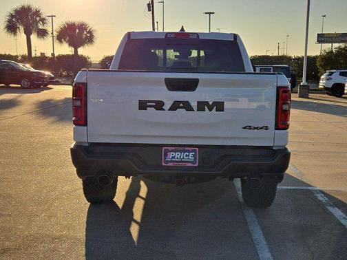 2025 RAM 1500 Warlock Crew Cab 4x4 5'7' Box