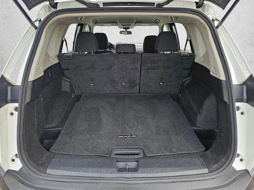 Glacier White 2023 Nissan Rogue S
