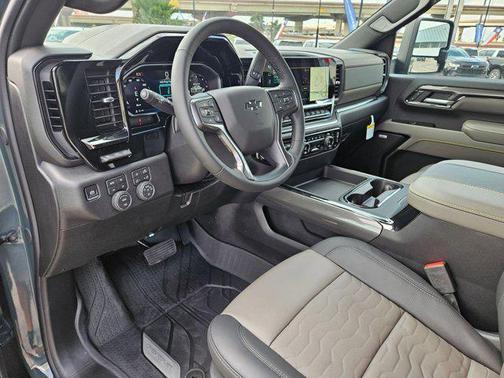 Cypress Gray 2026 Chevrolet Silverado 2500 Crew Cab, Standard Bed, XR2, 4WD