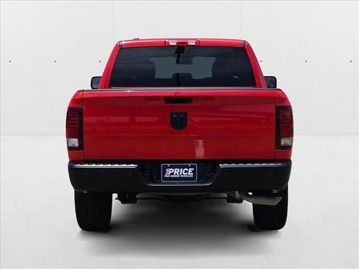2024 RAM 1500 Classic Warlock Crew Cab 4x2 5'7' Box
