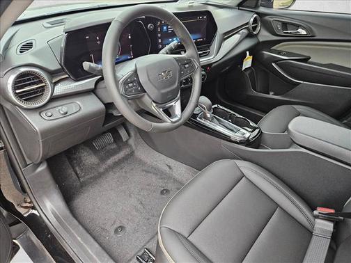 Mosaic Black Metallic 2026 Chevrolet Trax FWD ACTIV