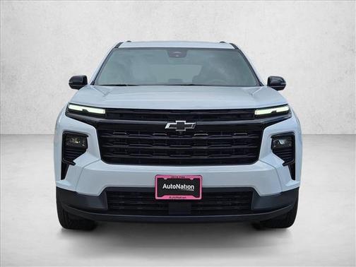 Polar White Tricoat 2026 Chevrolet Traverse LT