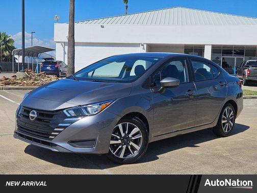 2023 Nissan Versa 1.6 SV